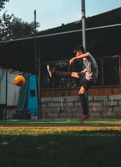 رياضة المشي بالانجليزي (Walking Sport in English)