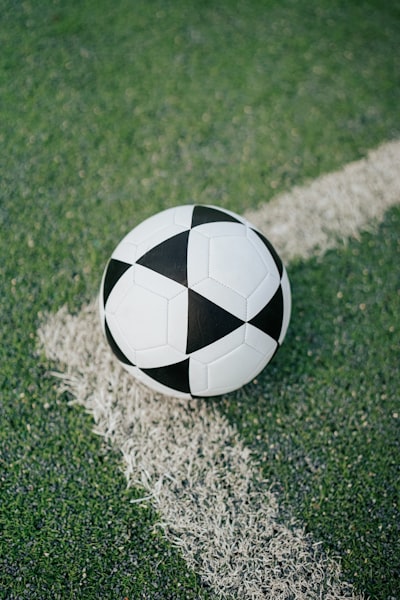 نتائج مباريات دوري الأبطال اليومتفاصيل المباريات وأبرز الأحداث